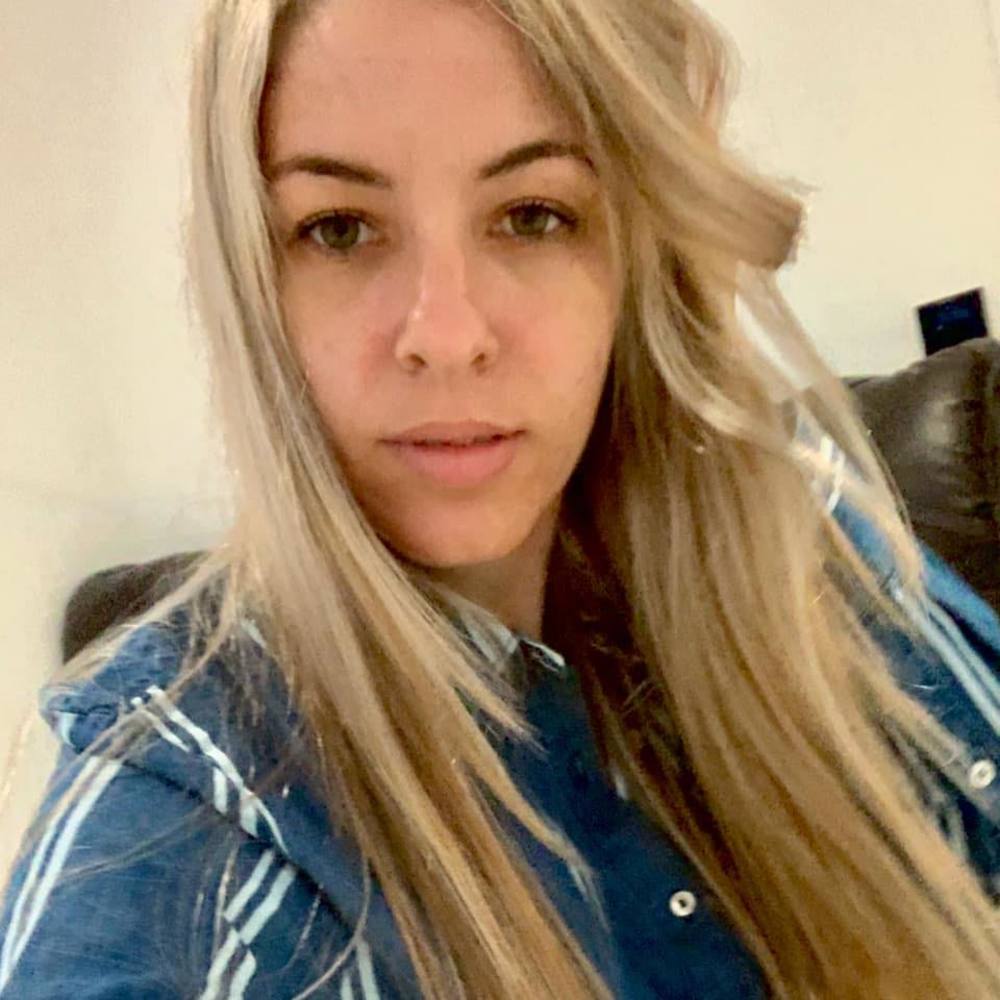 Meet your Posher, Yailenis